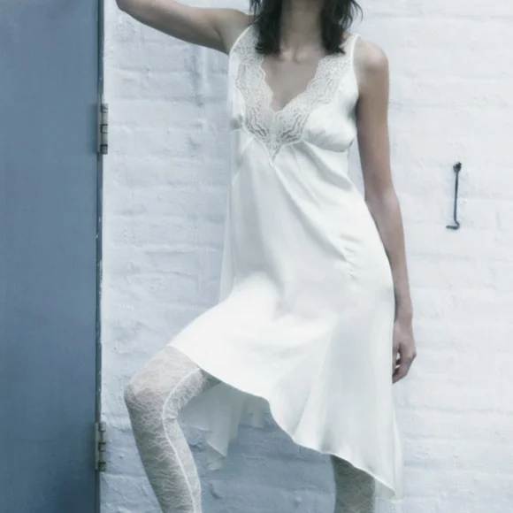 Satin Effect Dress With Lace White Zara S - Picture 2 of 9